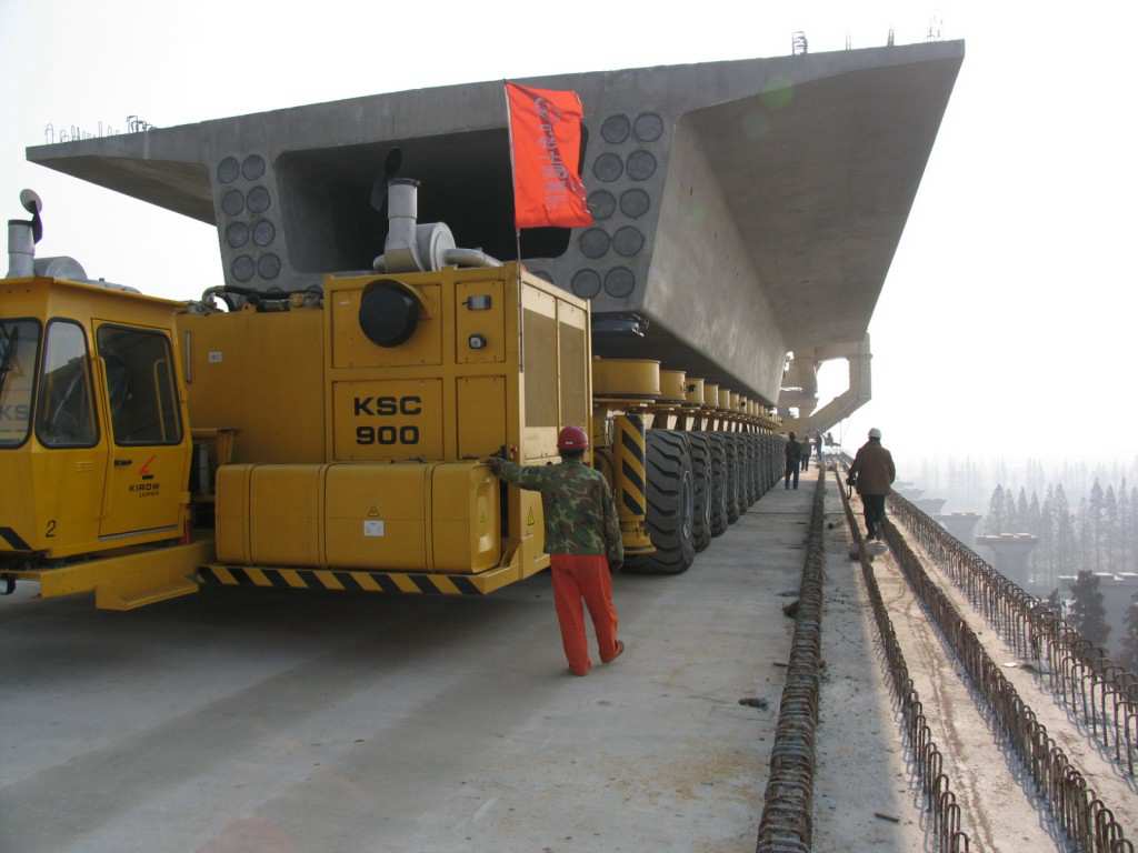 HZY900T girder transporter