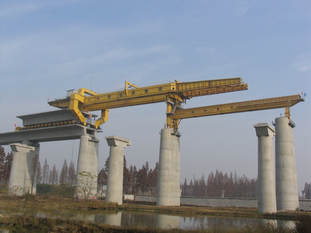 HZQ900T bridge construction crane